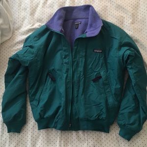 Retro teal Patagonia bomber jacket with fleece